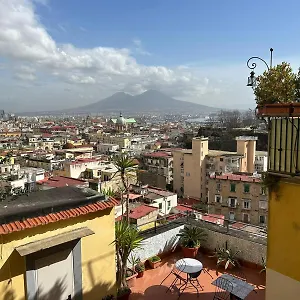 buonanotte-buongiorno-naples.hotels-amalfi.com/